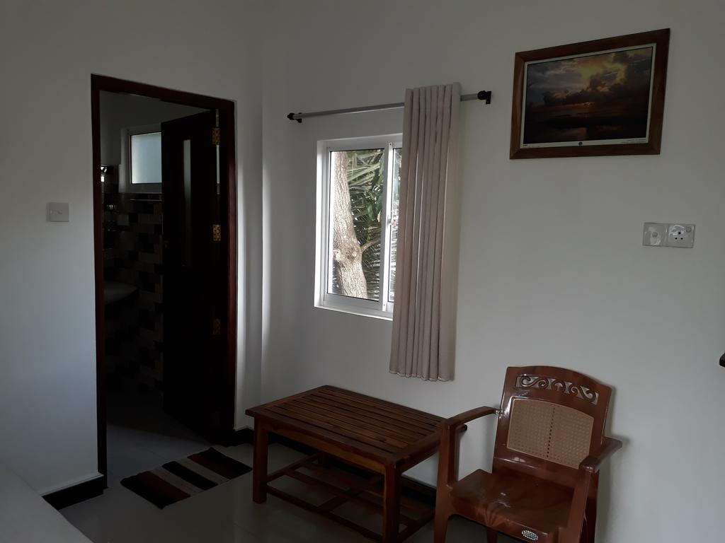 Anna Tourist Inn Negombo Room photo